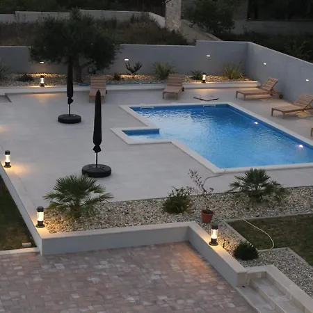 Villa Jela Policnik